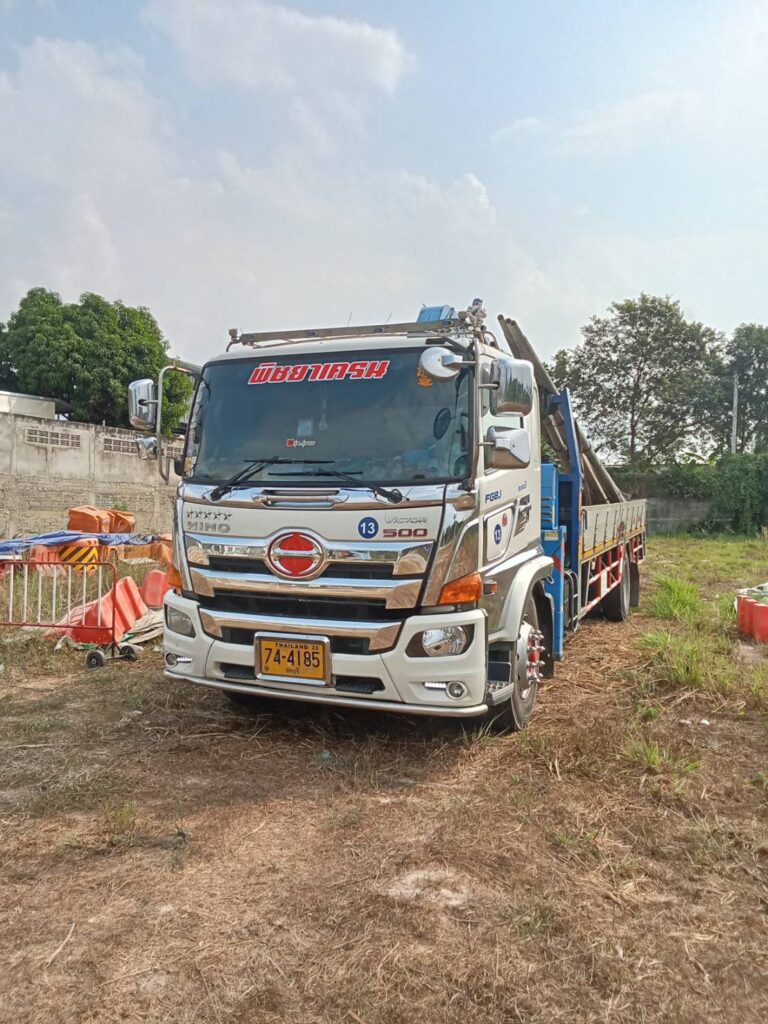 รถเฮี๊ยบเขาไม้เเก้ว-พิชยาเครน