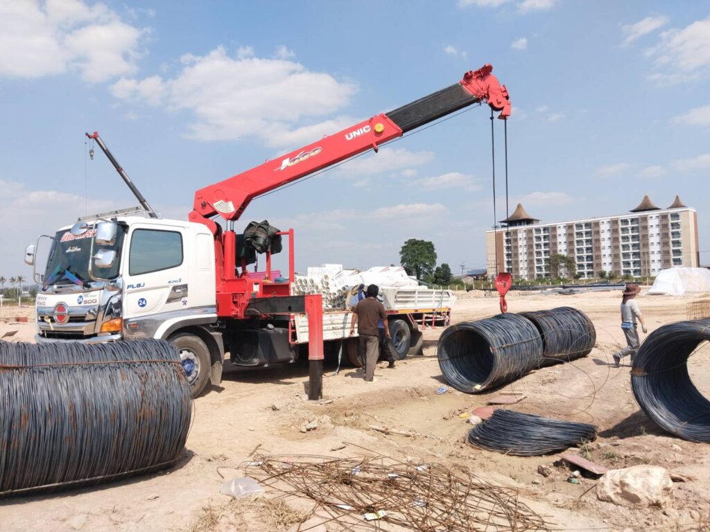 รถเฮี๊ยบเขาคันทรง-พิชยาเครน