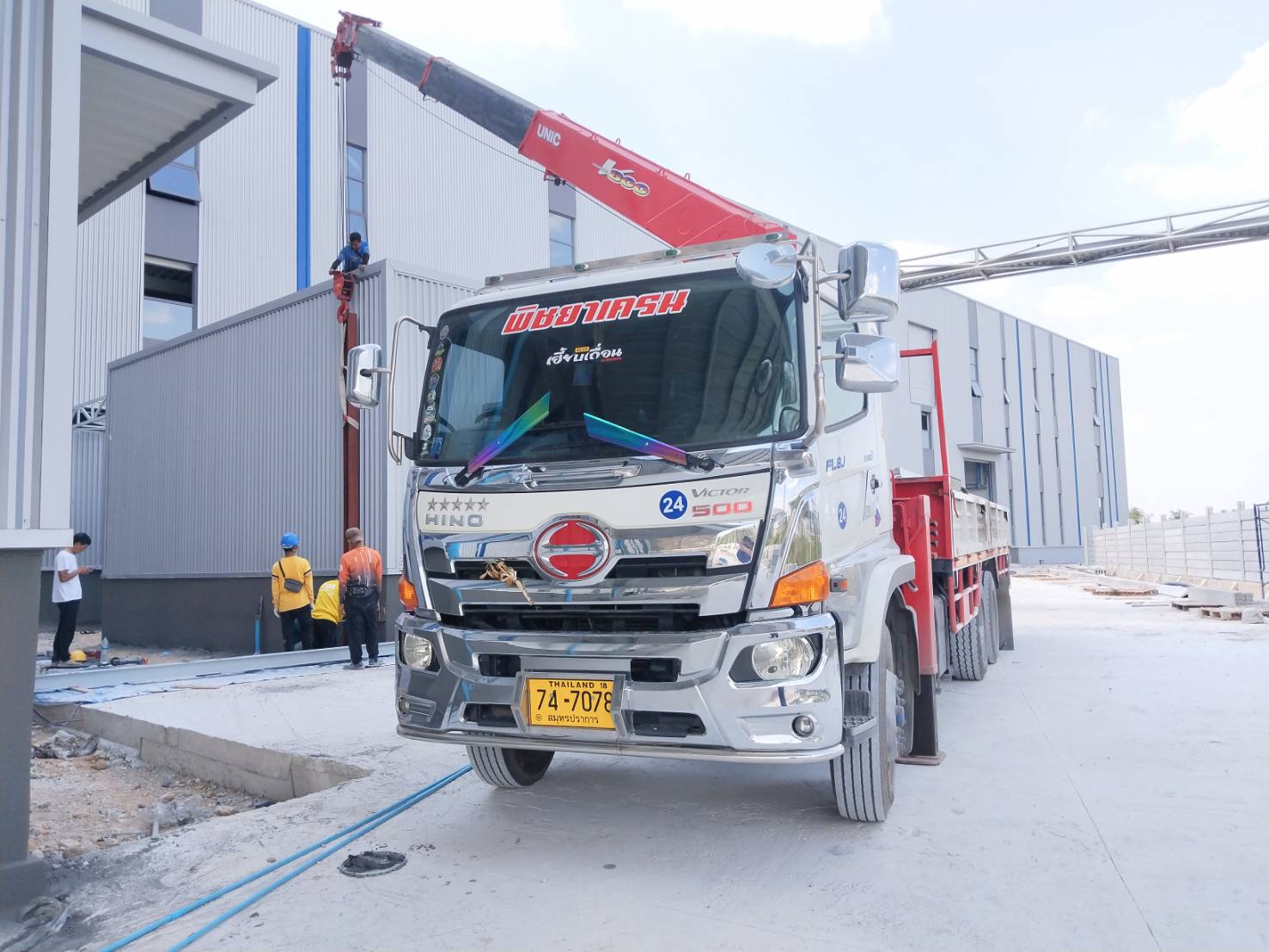 รถเฮี๊ยบหนองละลอก-พิชยาเครน