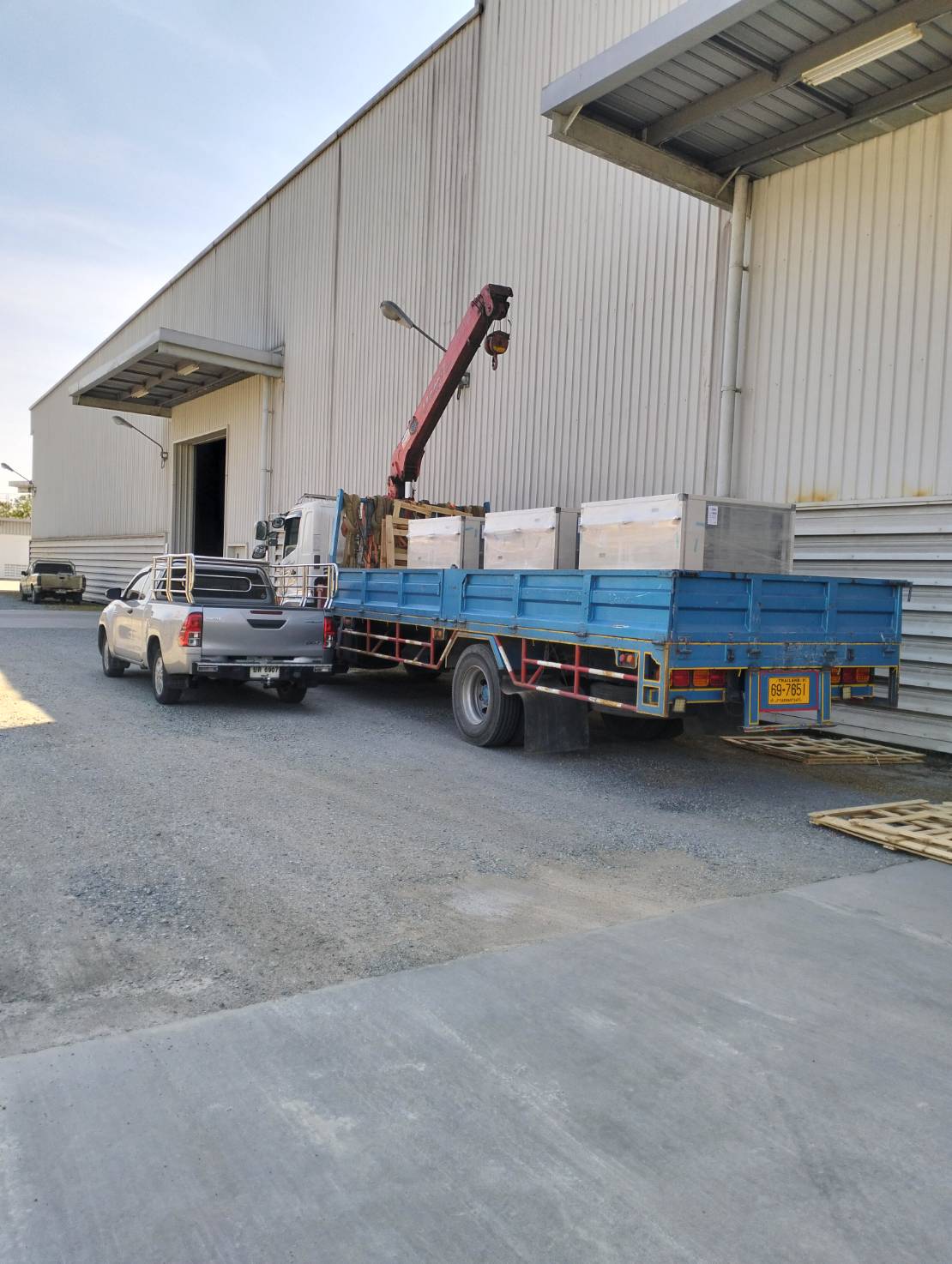 รถเฮี๊ยบบ่อวิน-พิชยาเครน