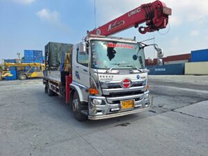 รถเฮี๊ยบ พิชยาเครน ให้บริการขนย้ายชิ้นงานต่างๆพื้นที่ เเหลมฉบัง