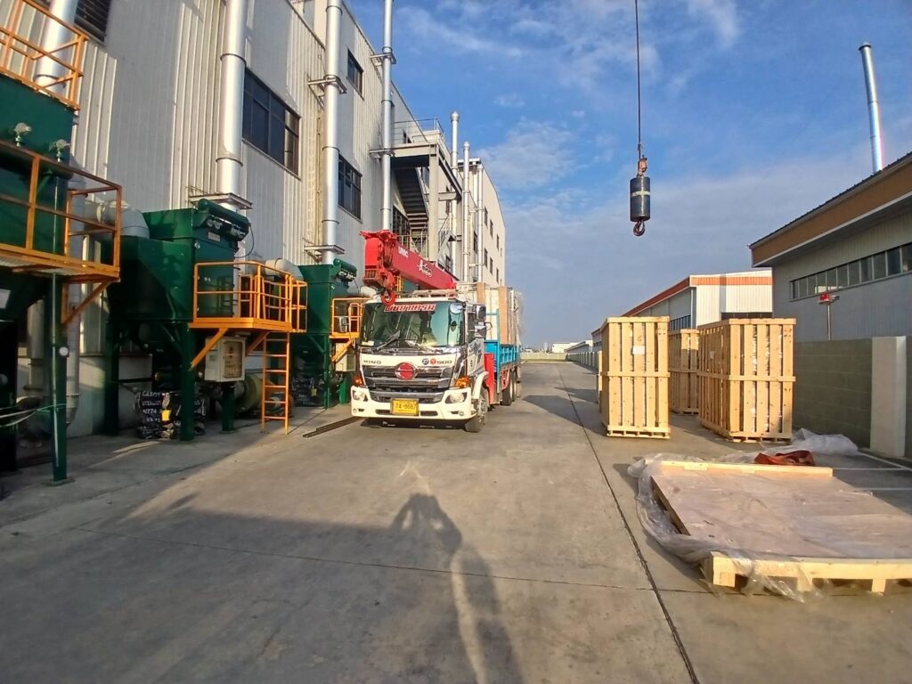 รถเฮี๊ยบปิ่นทอง-พิชยาเครน