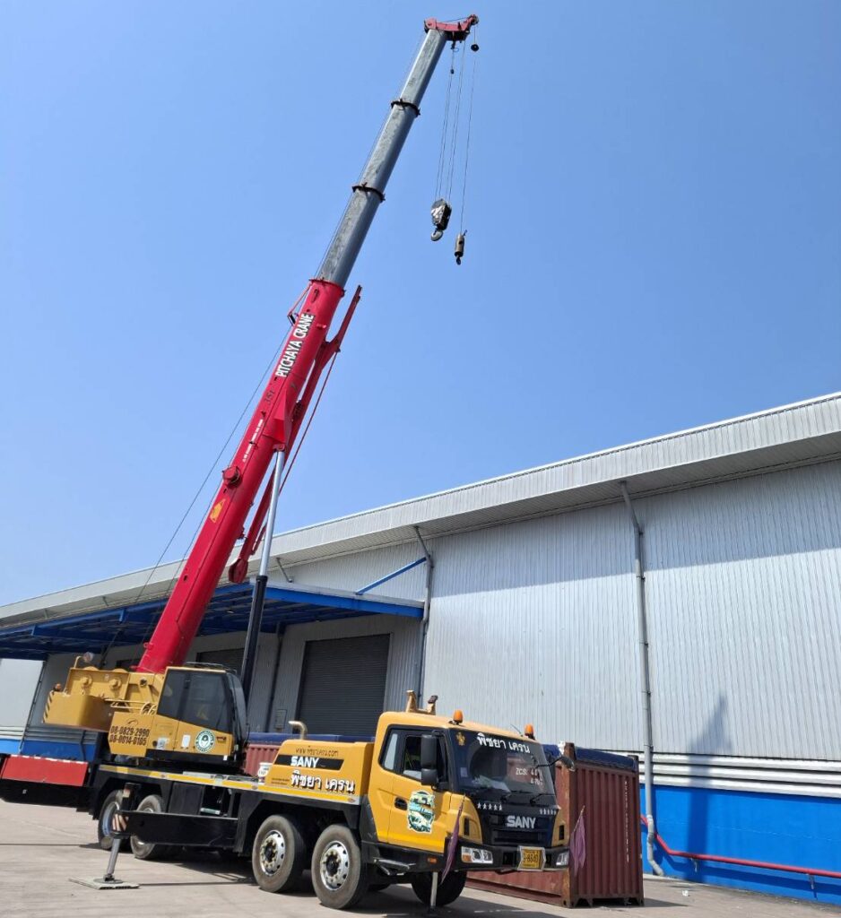 รถเครนเเหลมฉบัง--พิชยาเครน