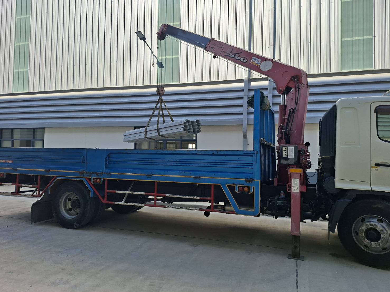 รถเฮี๊ยบบ้านค่าย-พิชยาเครน