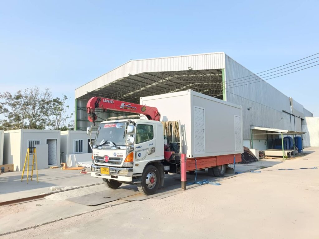 รถเฮี๊ยบหนองใหญ่-พิชยาเครน