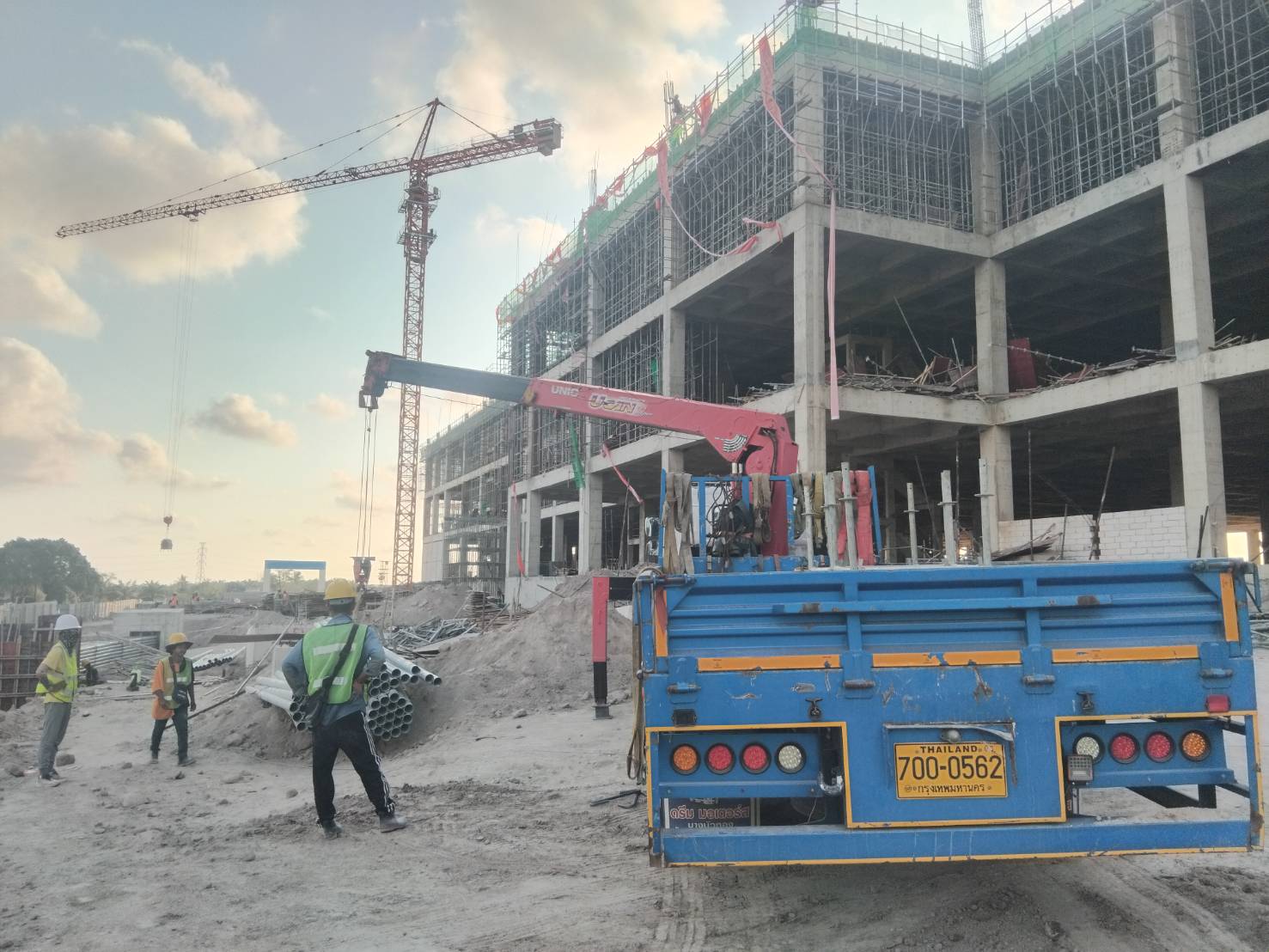 รถเฮี๊ยบบ้านฉาง-พิชยาเครน