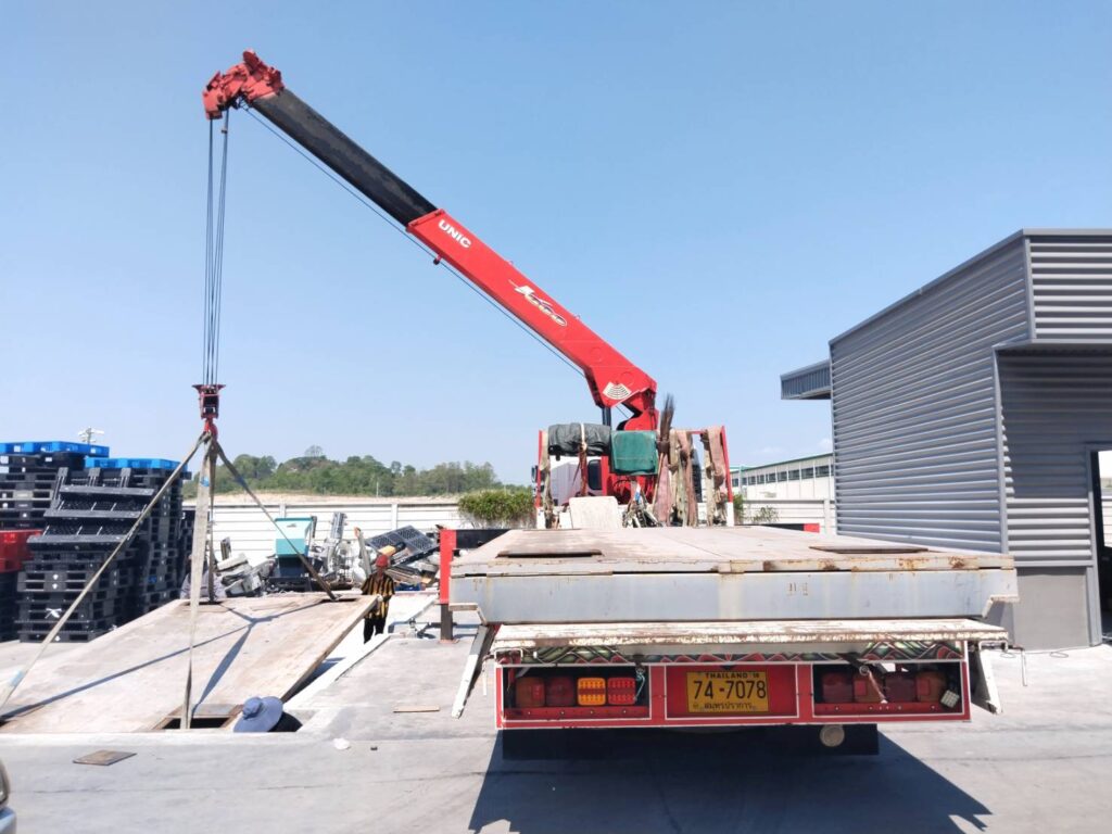 รถเฮี๊ยบบ้านค่าย-พิชยาเครน.