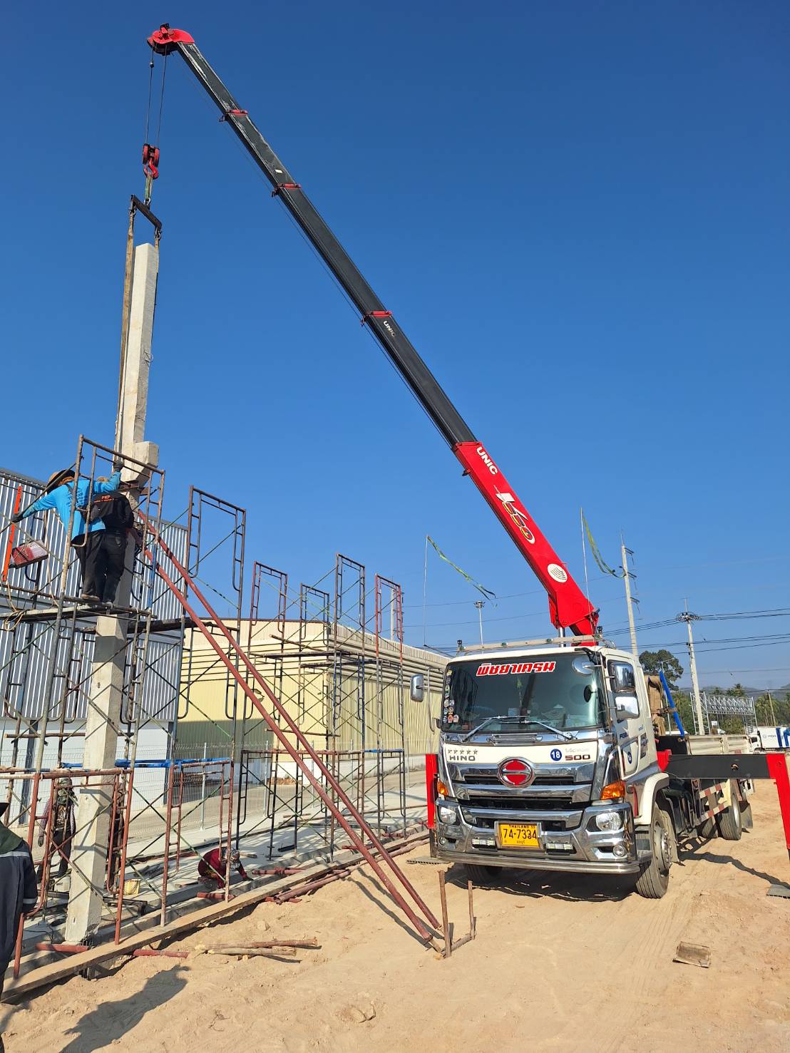 รถเฮี๊ยบมาบตาพุด-พิชยาเครน.