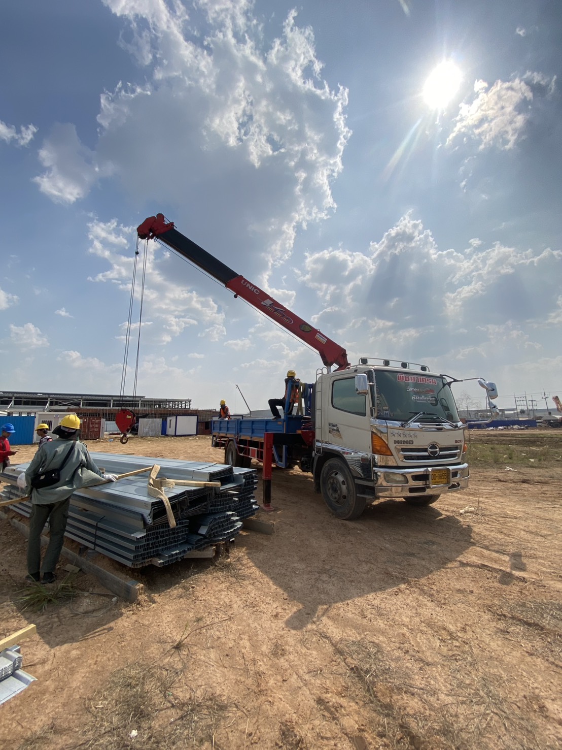 รถเฮี๊ยบบางละมุง-พิชยาเครน